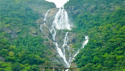 10 Cascading Waterfalls Near Pune For A Thrilling Trip In 2026