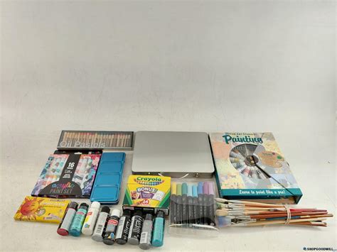 Painting And Art Supplies Set With Brushes, Paints, Pastels, And ...