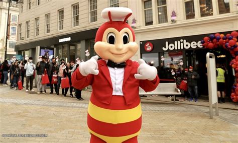 Jollibee leverages domestic strength to drive global, regional expansion