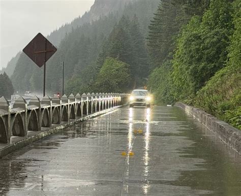 Historic Columbia River Highway reopens at Multnomah Falls - oregonlive.com