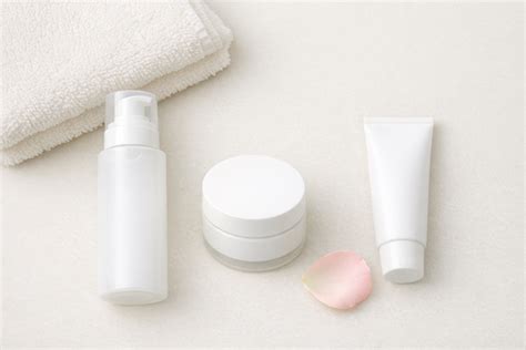 Valentine's Day Skincare Routine: Smooth, Hydrated Skin – GlowBareSkin