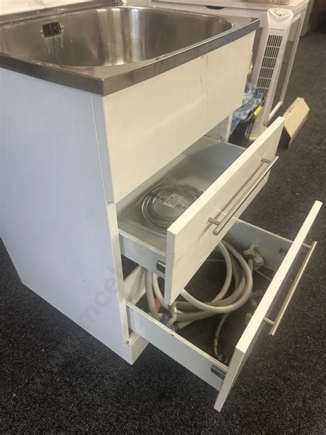 HAM99 Hamilton Police and Estate Auction | McElwains Auctions