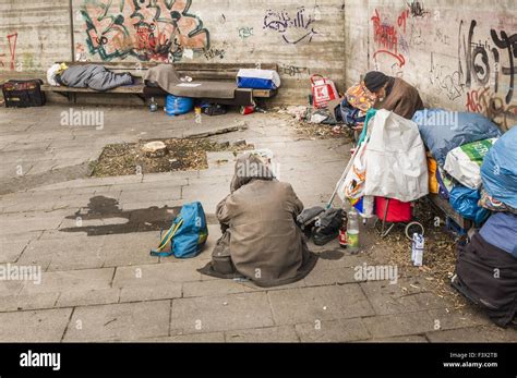 Homelessness Stock Photo Alamy