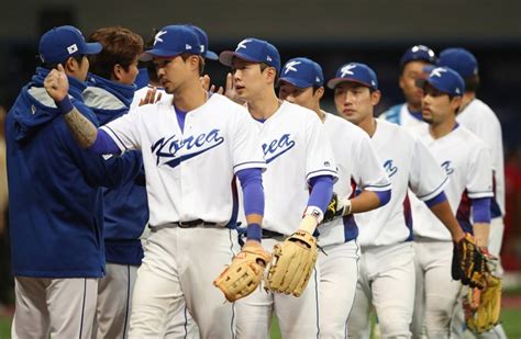 The dinos, who charged out of. S. Korea defeats Cuba 6-1 in warm-up before World Baseball ...