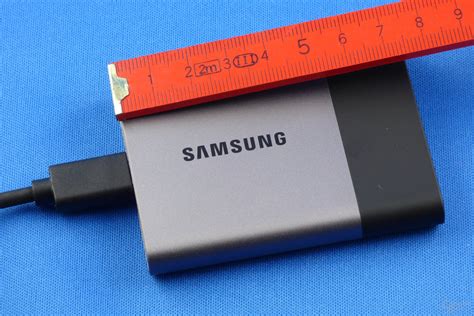 Samsung Portable Ssd T Im Test Taschen Ssd Mit Tbyte Metall Und Usb Typ C Computerbase