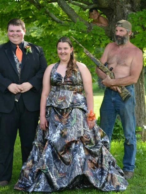 Rednecks Make The Best Wedding Pictures Youll See Awkward Prom