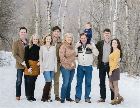 Locklar Family | Snowbasin Utah Family Photos | Winter family photos, Military family photos ...