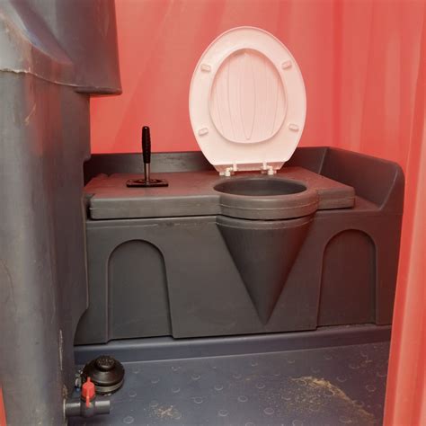 Recirculating Mobile Toilet Sachio Express