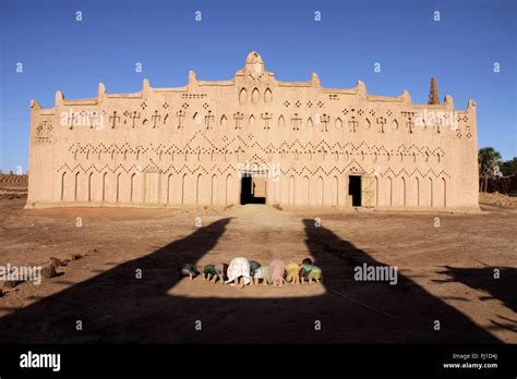 La Grande Mosquée De La Ville Sainte Islamique Bani Dans La Région