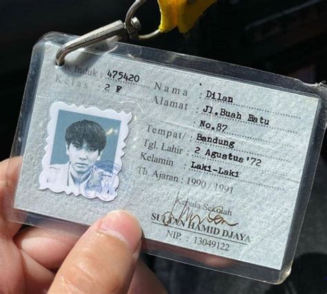 Foto dilan foto dilan profiles | facebook. Mengapa Kisah Dilan Begitu Digemari Penonton Indonesia ...