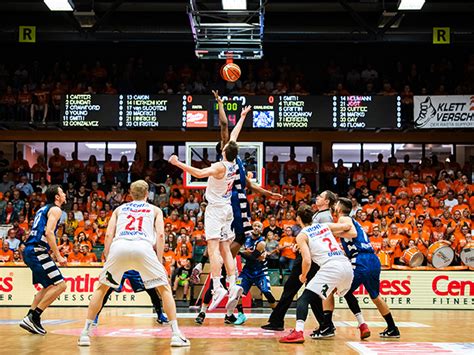 バスケットボール男子日本代表（―だんしにほんだいひょう、英：japan men's national basketball team）は、日本バスケットボール協会によって編成され、国際大会に派遣される男子バスケットボールのナショナルチーム。 Blackmagic Design製品事例：ドイツ･バスケットボールリーグ2部の2 ...