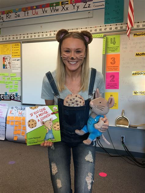 Character Day, If You Give a Mouse a Cookie | Cookie costume diy, Cookie costume, Cookie ...