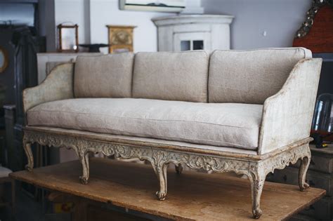 Shop our selection of modern contemporary sofas online or in a scandinavian designs store near you. Swedish Rococo Sofa, Ca 1760 | Schwedische dekoration ...