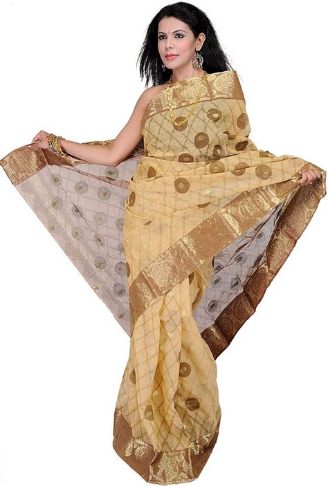Beige Tant Sari From Kolkata With Golden Thread Weave On Border And