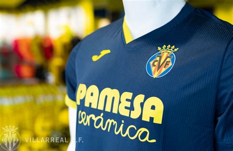 Villarreal club de fútbol, s.a.d., usually abbreviated to villarreal cf or just villarreal, is a professional football club based in villarr. Camisetas centro de Futbol 2020-2021: Villarreal CF ...
