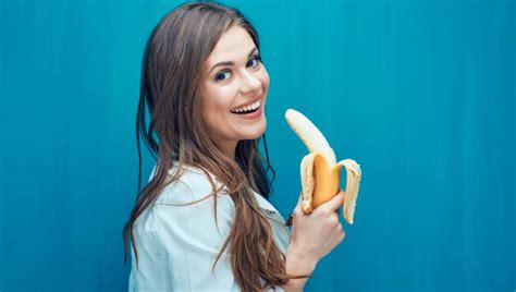 I Started Eating A Banana Every Day On An Empty Stomach And Lost Weight