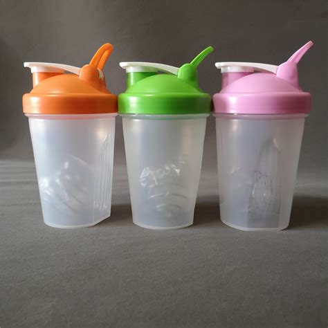 Handhold 400ml Protein Shaker Bottle With Mixing Ball Xiamen Sunglan Imp And Exp Co Ltd