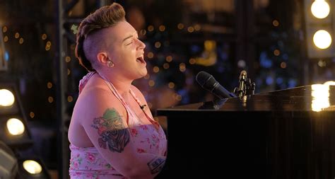 Effie Passero Sings Original Song On ‘american Idol Cements Her Spot