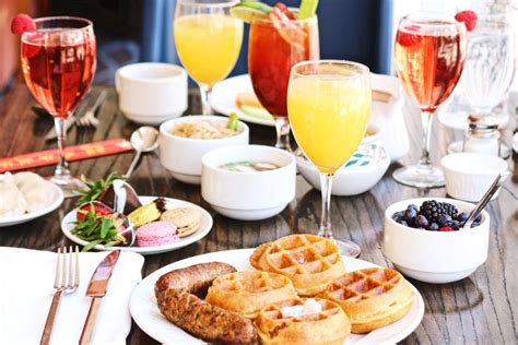 Bottomless Mimosas Sign Us Up Heres Our Favorite Brunch Spots