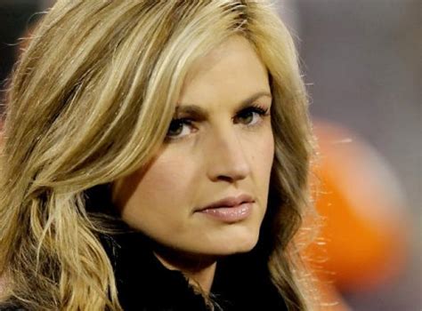 erin andrews wins female sports reporter s beauty and the brains matchup