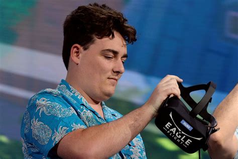 Oculus founder Palmer Luckey is leaving Facebook - Vox