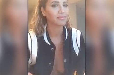 Model Suffers Multiple Wardrobe Malfunctions During Intimate Live Show