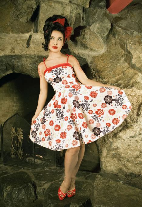Summer Fashion For Pin Up Girls