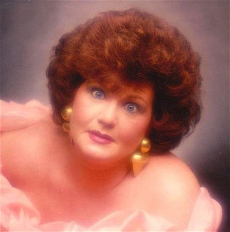 Too Much Crap Not Enough Shovels Glamour Shots Gone Wild 23 Pics