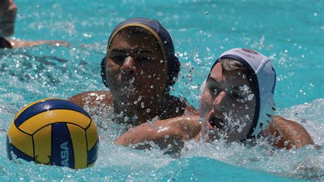 Kearsneys Water Polo Teams Host St Charles College In An Exciting