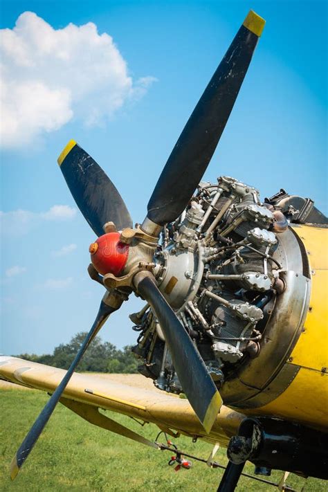 Old Aircraft Engine Stock Image Image Of Grungy Close 56593545