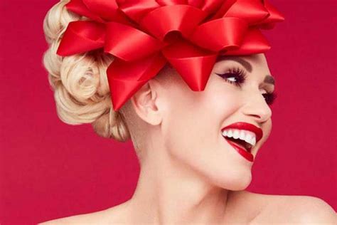 Gwen Stefani To Host Christmas Special On Nbc