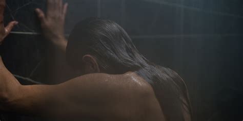 Jennifer Aniston Strips Fully Naked In The Shower For Emotional The