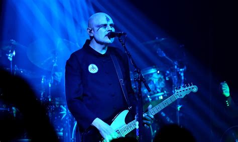 The Smashing Pumpkins Announce The World Is A Vampire Tour