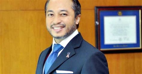 Dato seri najib anugerah allah?? KL CHRONICLE: Isham Jalil : Dato' Sri Najib mempunyai asas ...