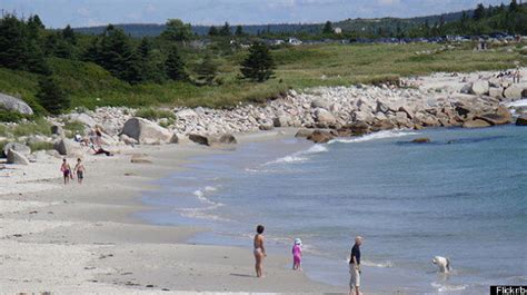 Nude Beaches In Canada Where Can Travellers Legally Bare It All Photos Huffpost News