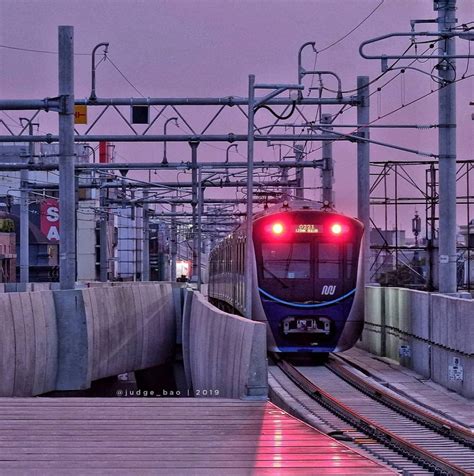 Berdasarkan bahan pemadam api yang digunakan, apar (alat pemadam api ringan) dapat digolongkan menjadi beberapa jenis. Jenis Kereta Penumpang di Indonesia Ternyata Beragam, Kamu ...