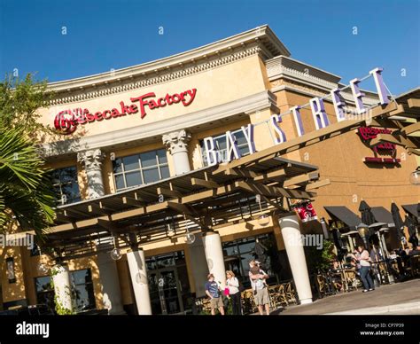 International Plaza And Bay Street Mall Tampa Fl Stock Photo Alamy