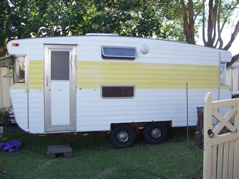 While these caravans have features and a static caravan for sale can be moved, but it is designed to be only moved when necessary to place in another location for an extended length of time. thebouselife: Vintage Caravan and Garage sale finds.