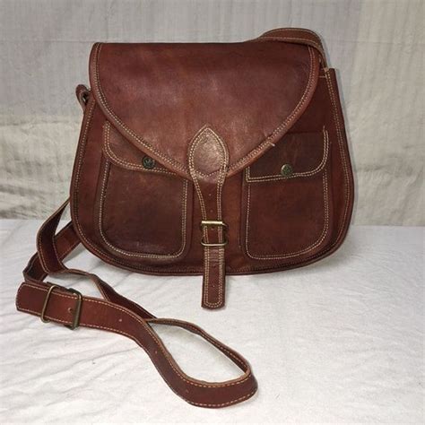 Fashion women crossbody bags shoulder bag ring buckle vintage genuine leather handbag lady tassels design saddle bag. Cross Body Purse brown leather crossbody saddle bag purse ...
