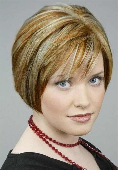 Because of the soft layers and light platinum hair, this cut and color will offer a. Pin on Hairstyles/color