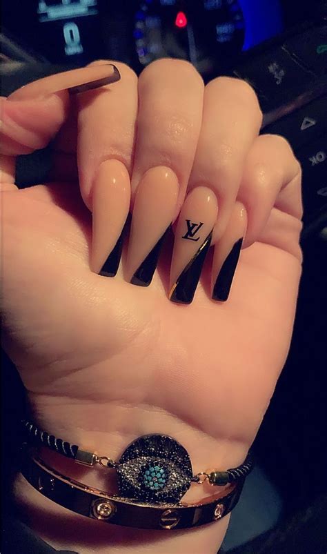 F // mynamesjaelyn in 2020 | Coffin nails long, Long acrylic nails