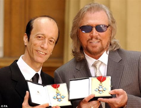 Oh No Bee Gees Robin Gibb Dead At 62