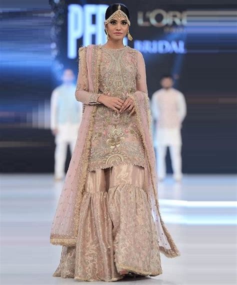 Bollywood bridal casual designer engagement festive mehendi sangeet party wear reception traditional wedding. Sharara Pants 2019 Designs New Fashion Trend of Shararas ...