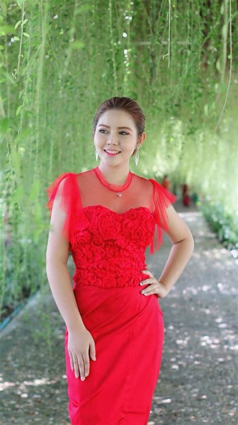 Khin Yadanar Nwe Red Formal Dress Sleeveless Formal Dress Formal Dresses Myanmar Women