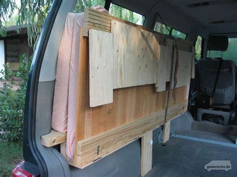 Alle 9 bilder anzeigen bauanleitung bett bett aus alten. Der Lattenrost im hochgeklappten Zustand | T5 Innenausbau ...