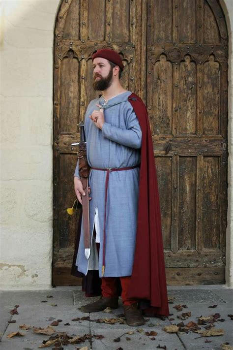 Xiii Century Noble Man Medieval Clothing European Fashion Viking