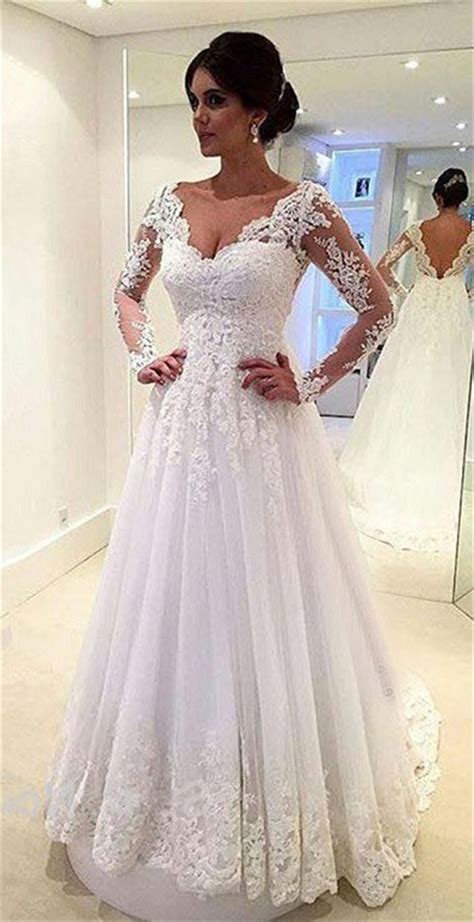Princess A Line Scalloped Neck Long Sleeve Tulle Lace