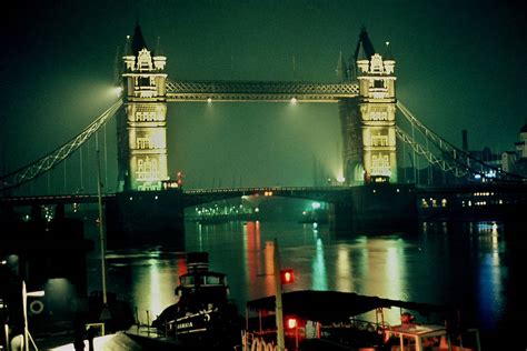 Great Colour Photographs Of London In 196869 By Rb Reed