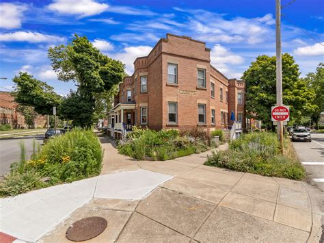 Gorgeous Townhome In The Heart Of The Ohio City Historic District Exactly