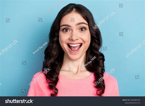 Photo Young Charming Woman Astonished Good Stock Photo 2093902354